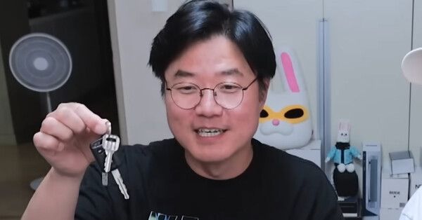 16년 된 차를 언급하는 나영석 PD /사진='채널 십오야' 유튜브