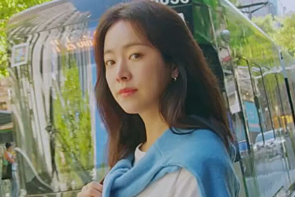 출처 - 한지민 인스타그램