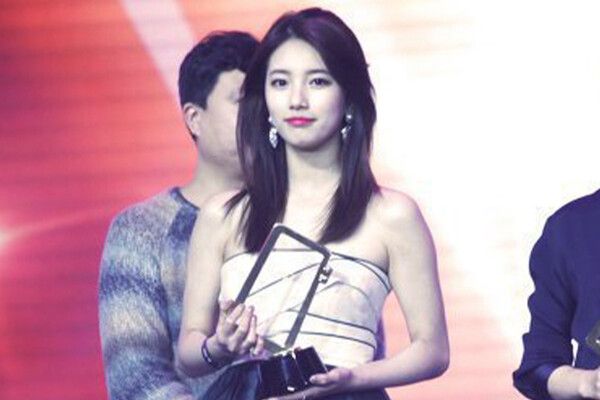 출처 - 수지 인스타그램