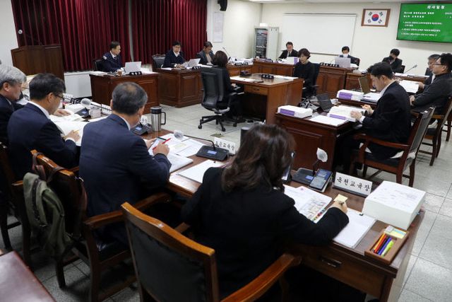 제413회 정례회 6차 교육위원회(12.1)