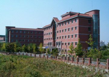 충북학사 청주관 전경