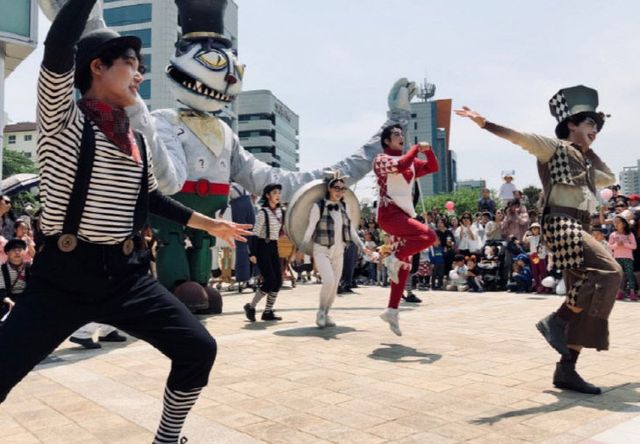 붙임3. 이상한 나라의 앨리스 공연사진