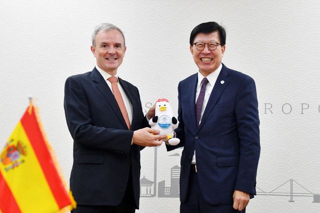 기예르모 끼르빠뜨릭 주한스페인대사 접견