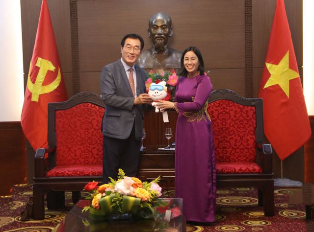 사진자료3(240109 2024년 사회문화위원회 다낭시의회 간담회)