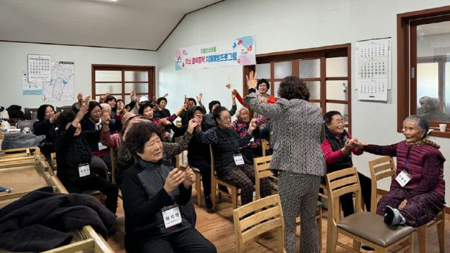 3. 19일 진행된 음암면 탑곡3리 치매예방프로그램 운영 모습2