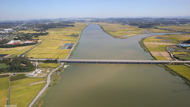 화성시 남양호 전경