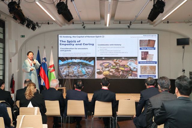 1114 안동시 제19회 세계역사도시회의 참가 (2)