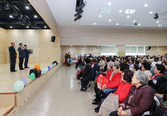 사본 -241125 평생교육프로그램 발표회 '어울한마당' 개최3