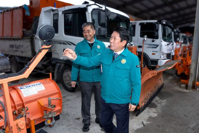 -김창규 제천시장 제설장 방문2