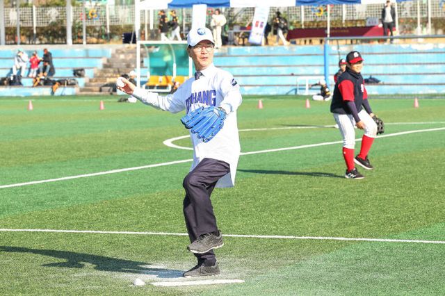 고창 선운산배 전국유소년 야구대회(시구)