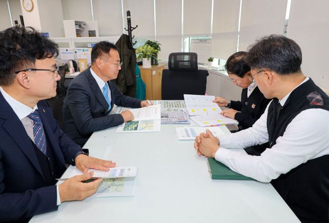 김재욱 군수 행안부 방문