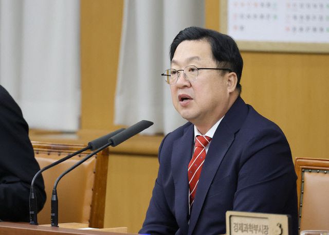 2024120401000377400013931