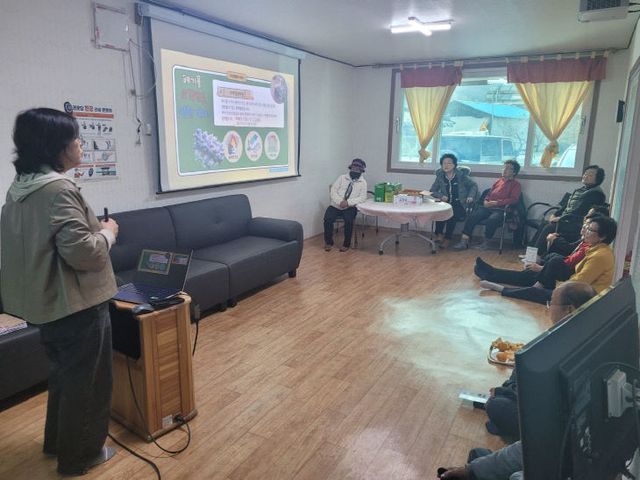 여성일자리 창출 및 주민 맞춤형 환경교육 (2)