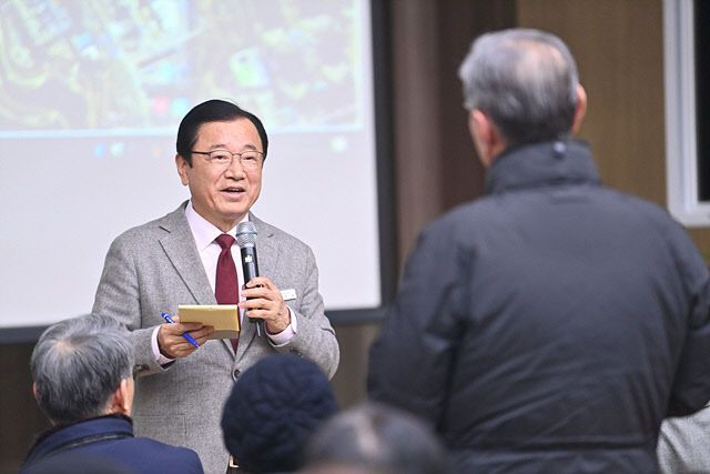 (사진2)이현재 하남시장, 미사2동 주민과의 대화