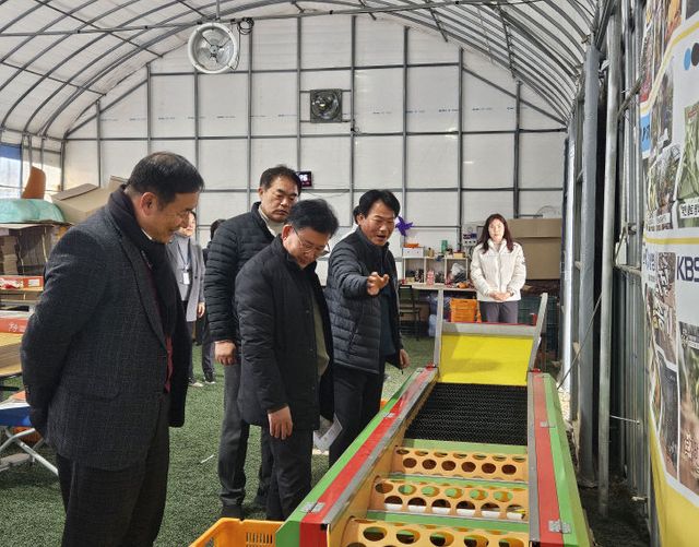 이승돈 국립농업과학원장, 부안 만감류 재배농가 현장 방문1