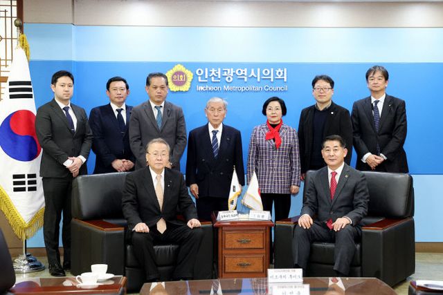 일본_나가사키현의회_의장_졉견