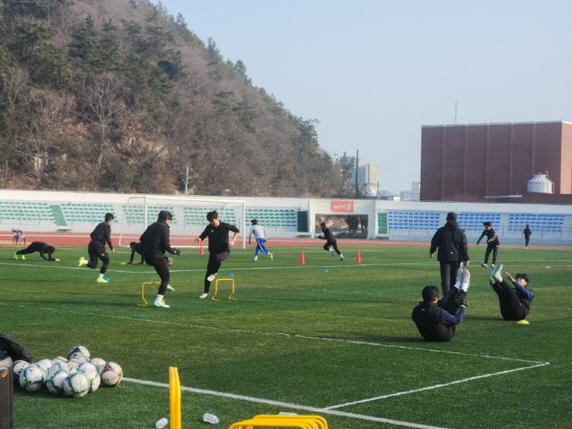 완도군을 찾은 전지훈련팀(조선대학교 축구팀)