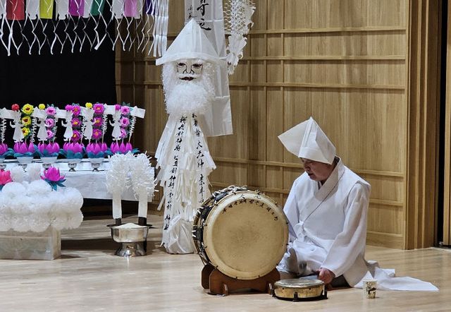 대전의 앉은굿 방성구