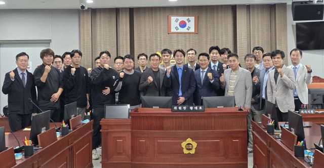 경기도의회 황대호 위원장, ‘축구 활성화’ 정담회