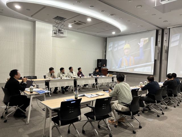 [251017 보도사진] 부산항 건축시설 현장