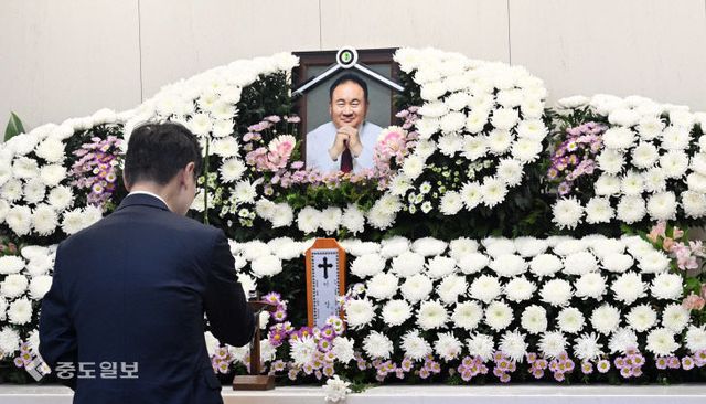 2025101501000848800036091