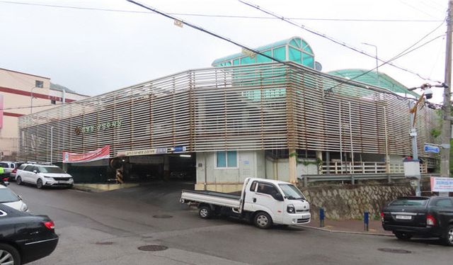 삼방시장 공영주차장 전경