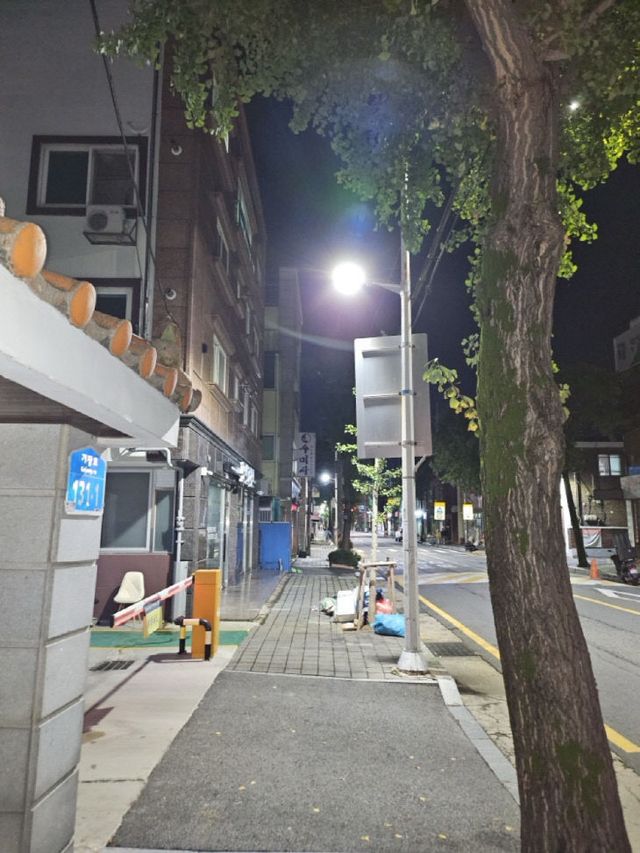 사진1) 가장동 일원 조도 개선 공사 후