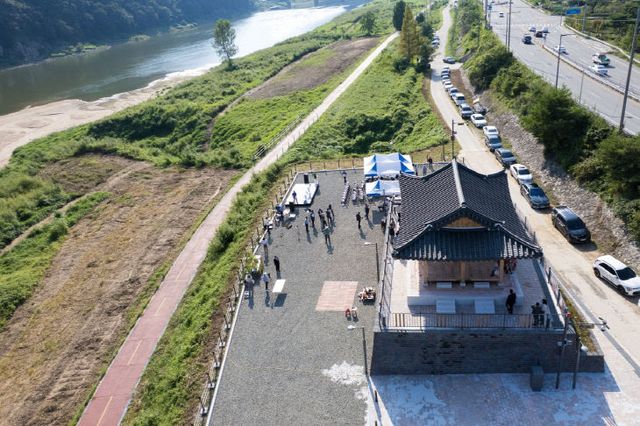 금벽정_복원_완료(관광진흥과)3