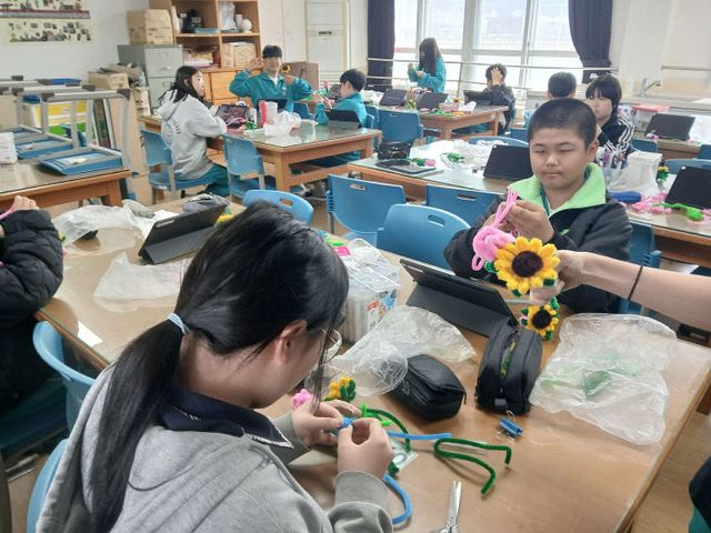 창의미술 모루카드제작