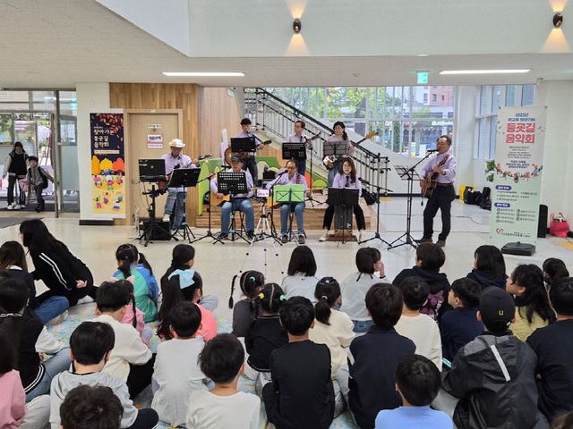 의정부시자원봉사센터， 학교로 찾아가는 「등굣길 음악회」 성