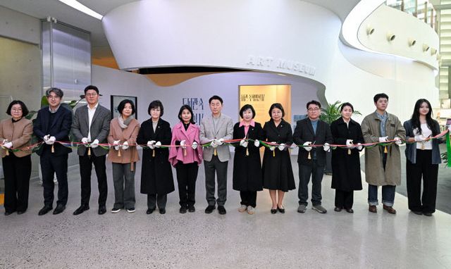 3.도서관과(의정부미술도서관, ‘도서관 속 작업실Ⅳ’ 전시 개