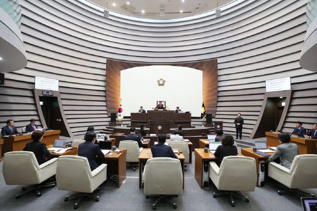 의회 본회의장 사진(보도자료) (1)