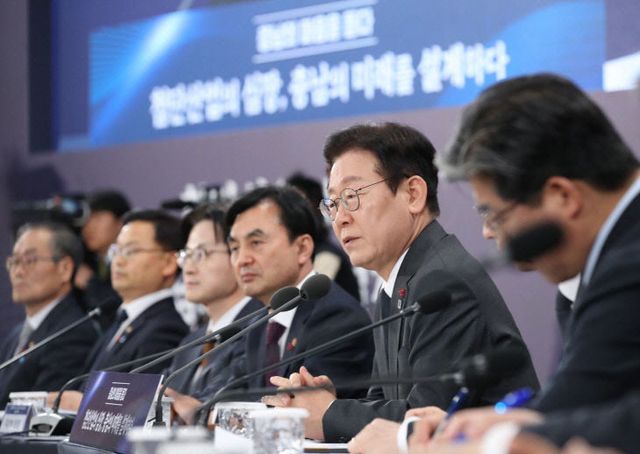 2025121801001767700075171