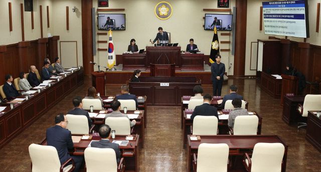 광명시의회, 13일의 대장정 ‘임시회’ 폐회