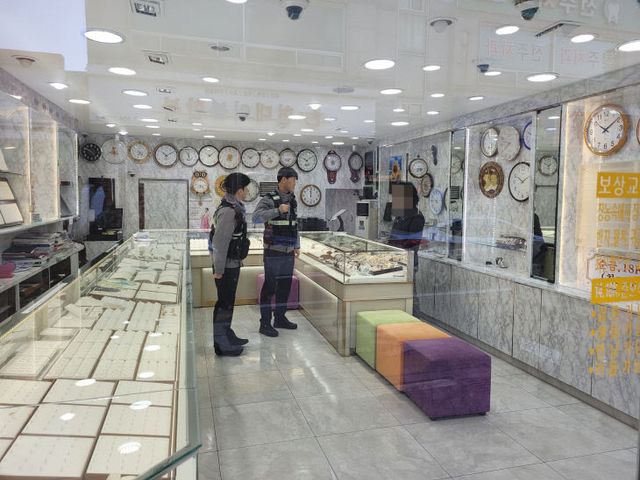 ‘치솟는 금값’ 금은방 절도 예방활동