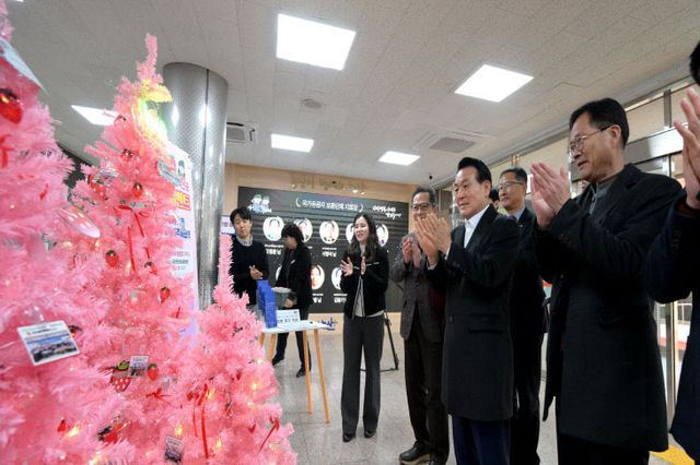 딸기산업엑스포 성공기원 소원나무 (2)