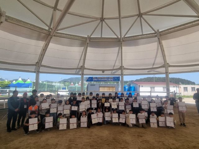 남해군, 학생승마 체험 접수