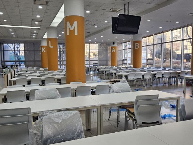 학생식당 환경개선 3