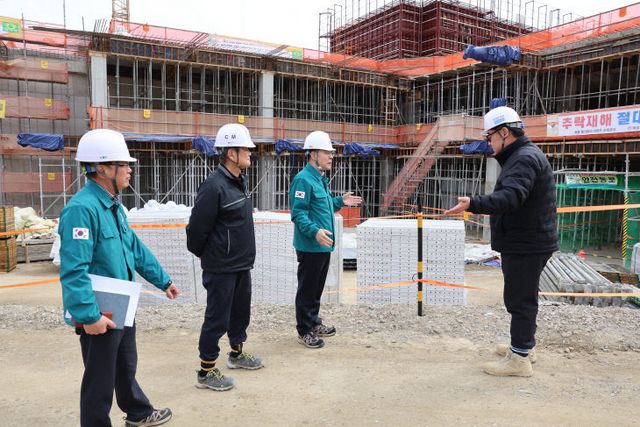 1. 해빙기 취약시설현장 점검 (공동주택 건설현장) (1)