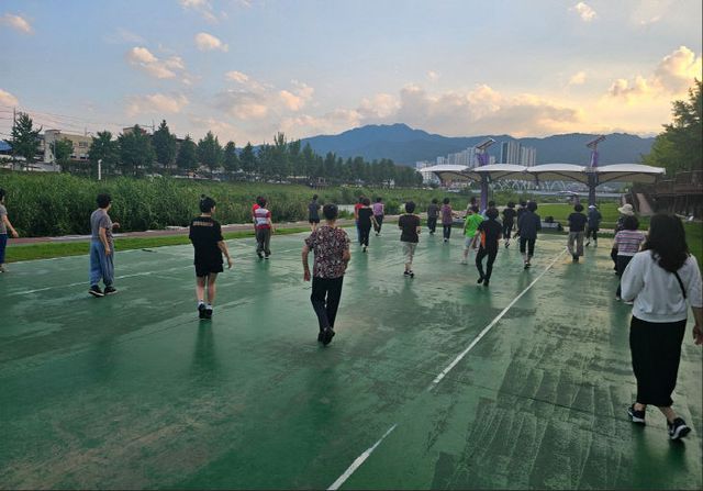 거창군 음악을 품은 달밤 체조 관련 사진