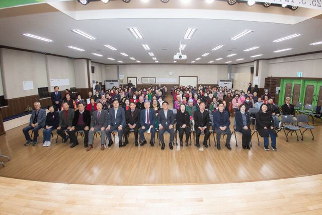 1인천 서구, ‘노인대학 새내기’ 어르신 130명 입학식 개최