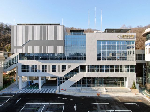 2025-03-20 김포시의회 신청사 전경