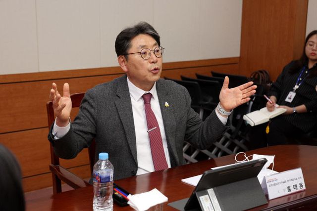 3.21(김해시립김영원미술관 전시시설 조성 본격 착수)3