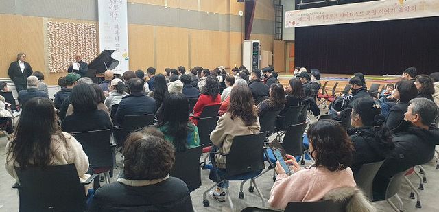 1-2 피아니스트 에프게니 미하일로프 초청 이야기 음악회 성황