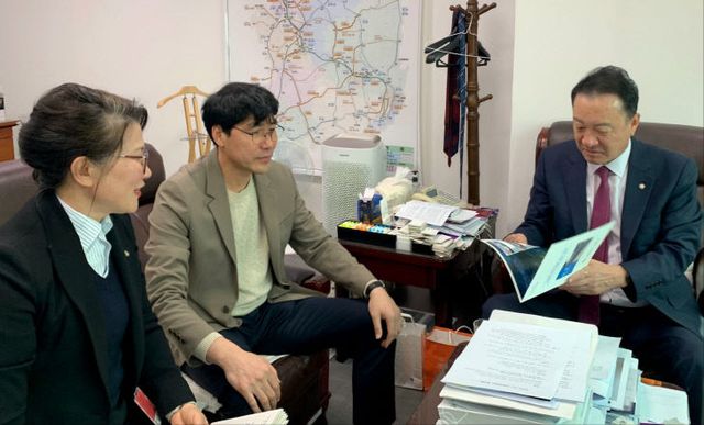 보도 2) 면담 사진(1)