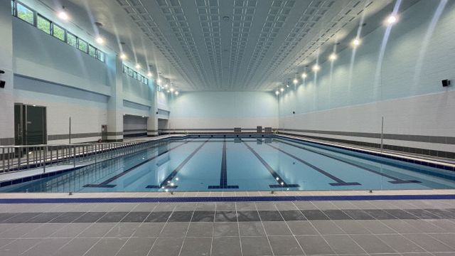 4월1일부터 시범 운영에 나서는 서천생활체육관 수영장