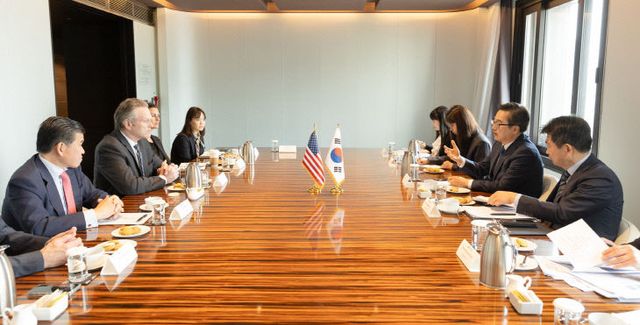 김동연 경기지사, ‘마이크 던리비 알래스카 주지사’ 맞손