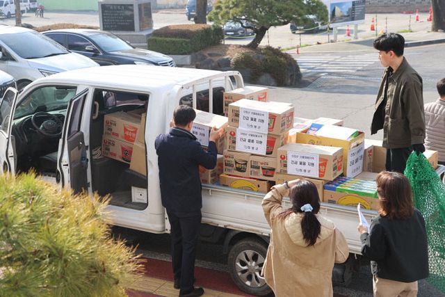 의령군, 산불 피해 산청군에 구호물품지원