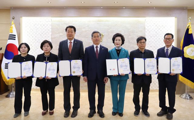 2024회계연도 결산검사위원 위촉 (1)