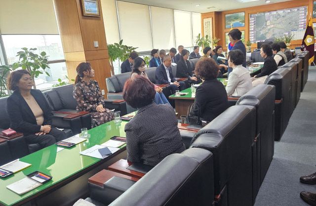 부안군의회 여성단체협의회와 간담회 개최